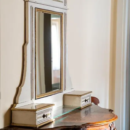 Loveflat A Pochi Passi Dal Castello Estense Apartamento Ferrara