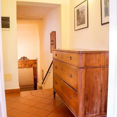 Loveflat A Pochi Passi Dal Castello Estense Apartamento
